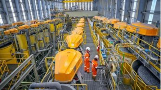 El 59% de la demanda mundial de plata se destina a aplicaciones industriales, mientras que el 88.1% del plomo se utiliza en la fabricación de baterías.