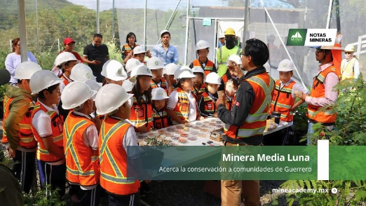 Minera Media Luna lleva educación ambiental a niñas y niños de Guerrero